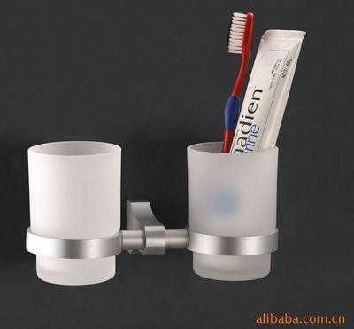 佛山市南海區(qū)里水家之潔五金制品廠 專業(yè)供應(yīng)優(yōu)質(zhì)衛(wèi)浴掛件、單杯架及網(wǎng)籃等水暖衛(wèi)浴五金